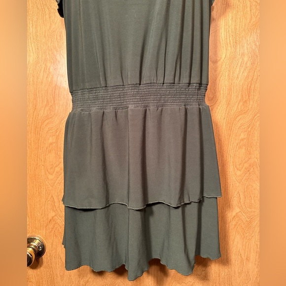 1. State olive green flutter sleeve dress size medium - Picture 4 of 11